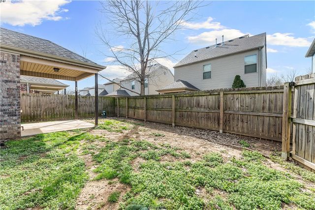 2665 N Arroyo Avenue, Fayetteville, AR 72703