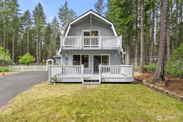 261 N Olympic Way, Hoodsport, WA 98548
