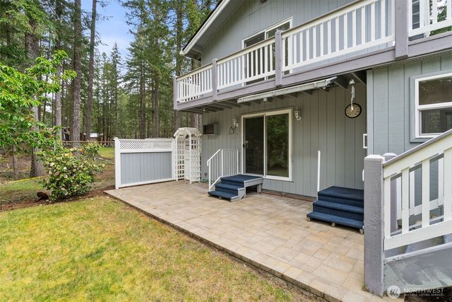 261 N Olympic Way, Hoodsport, WA 98548