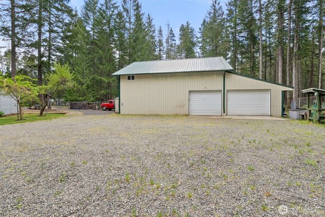 261 N Olympic Way, Hoodsport, WA 98548