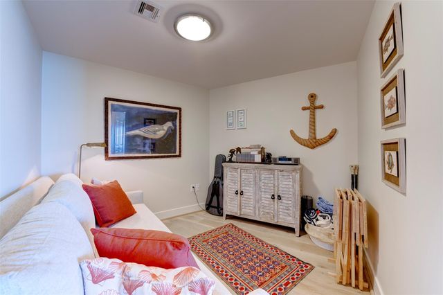 801 E Beach Drive BC1604, Galveston, TX 77550