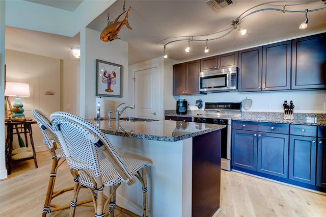 801 E Beach Drive BC1604, Galveston, TX 77550