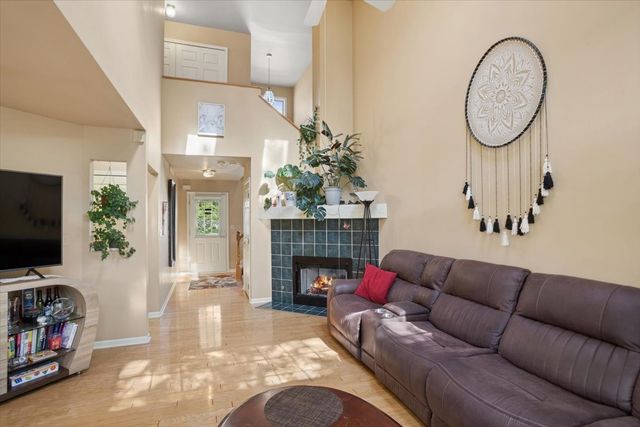 174 Merriford Lane 174, Roselle, IL 60172