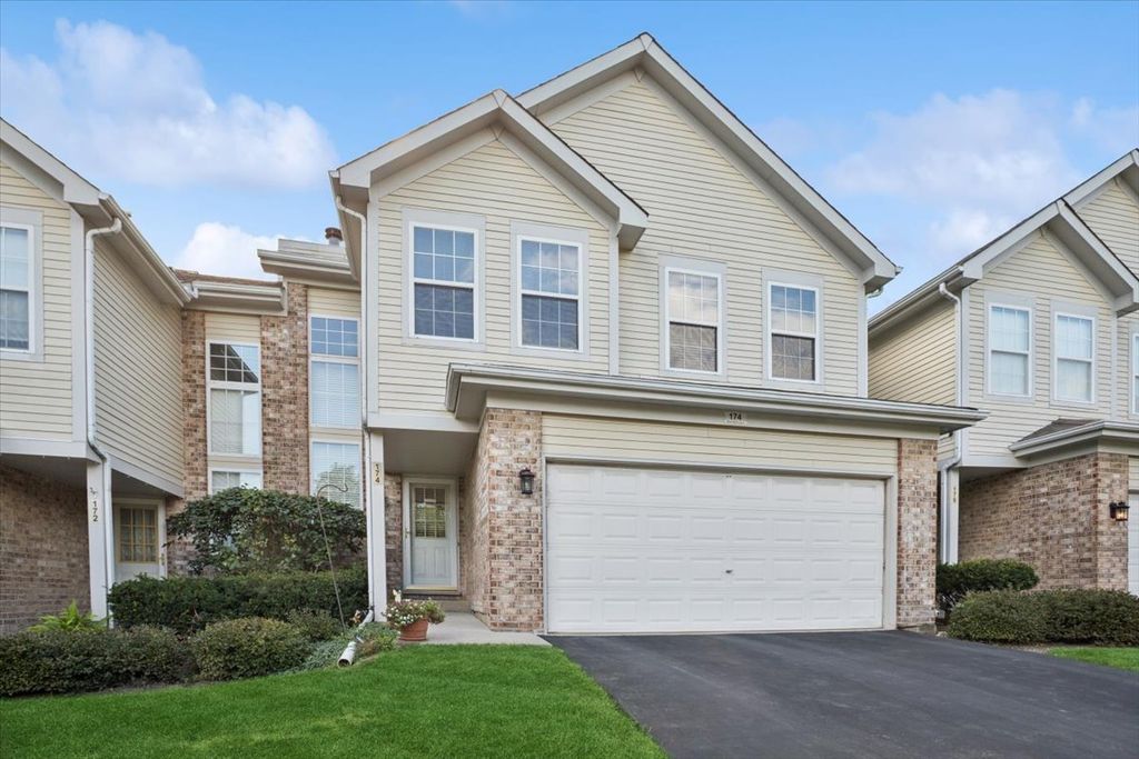 174 Merriford Lane 174, Roselle, IL 60172