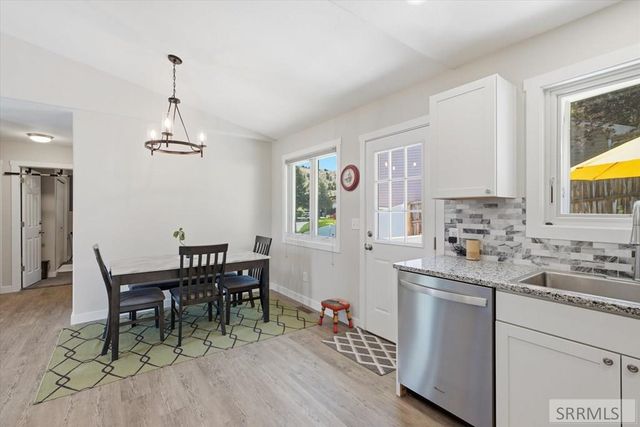 2000 SE Sandy Lane, Pocatello, ID 83204