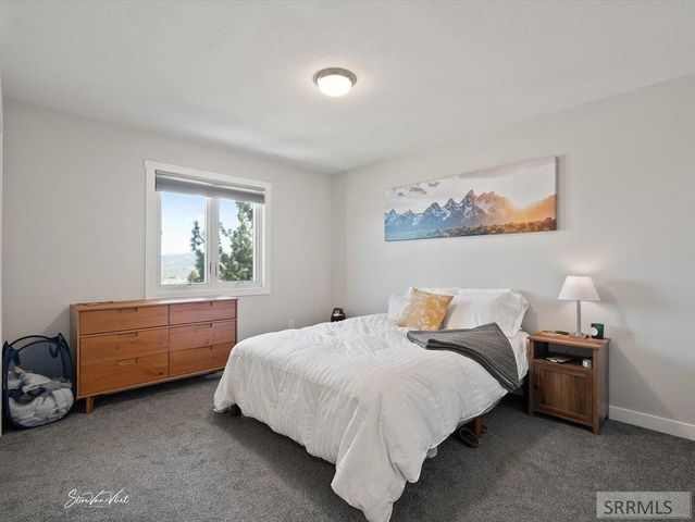 2000 SE Sandy Lane, Pocatello, ID 83204