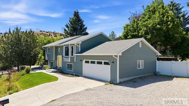 2000 SE Sandy Lane, Pocatello, ID 83204