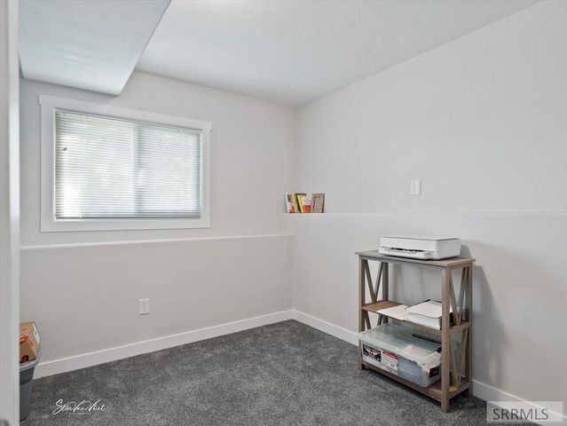2000 SE Sandy Lane, Pocatello, ID 83204