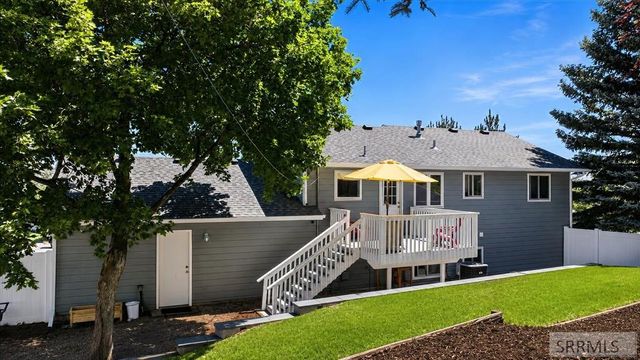 2000 SE Sandy Lane, Pocatello, ID 83204