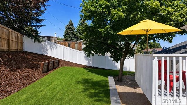 2000 SE Sandy Lane, Pocatello, ID 83204