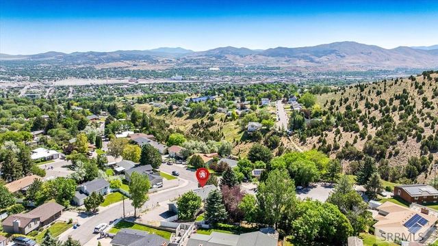2000 SE Sandy Lane, Pocatello, ID 83204