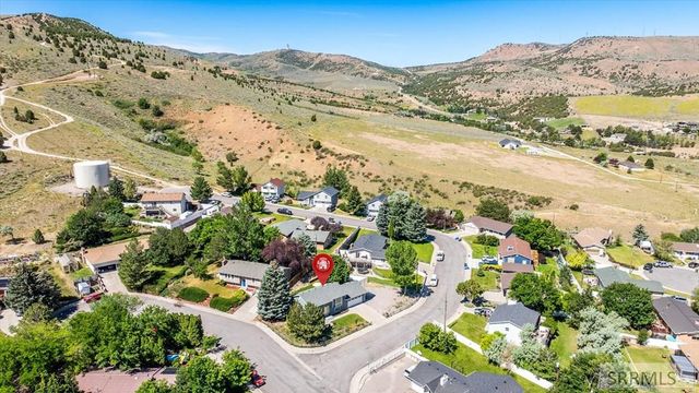 2000 SE Sandy Lane, Pocatello, ID 83204
