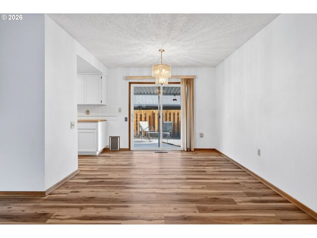 16540 Sw KING CHARLES Ave, Portland, OR 97224