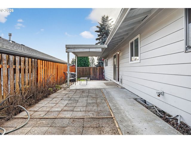 16540 Sw KING CHARLES Ave, Portland, OR 97224