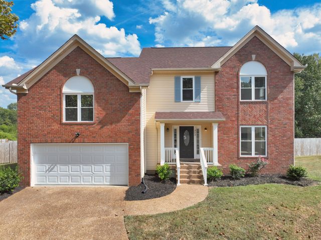 323 Witham Ct, Goodlettsville, TN 37072