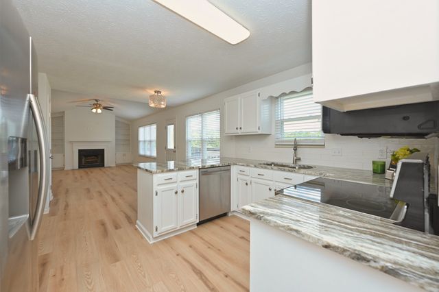 323 Witham Ct, Goodlettsville, TN 37072
