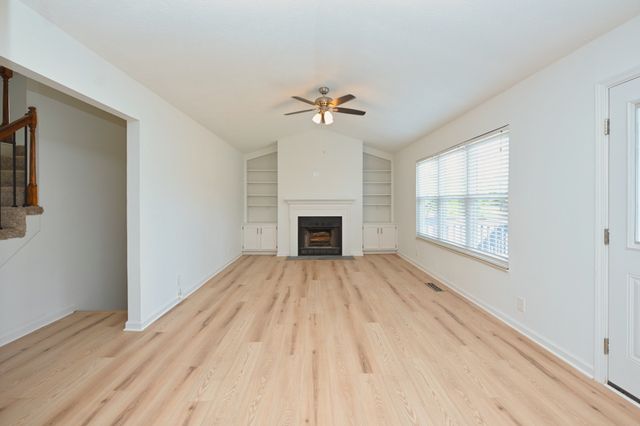 323 Witham Ct, Goodlettsville, TN 37072