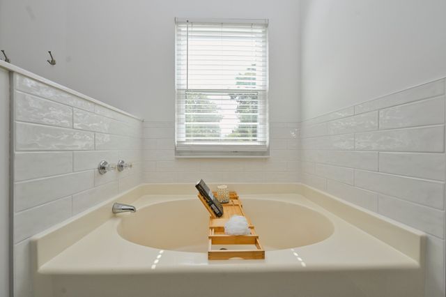 323 Witham Ct, Goodlettsville, TN 37072