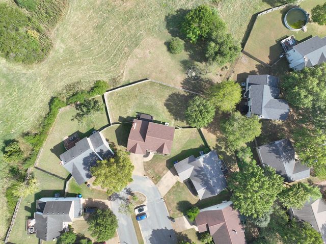 323 Witham Ct, Goodlettsville, TN 37072