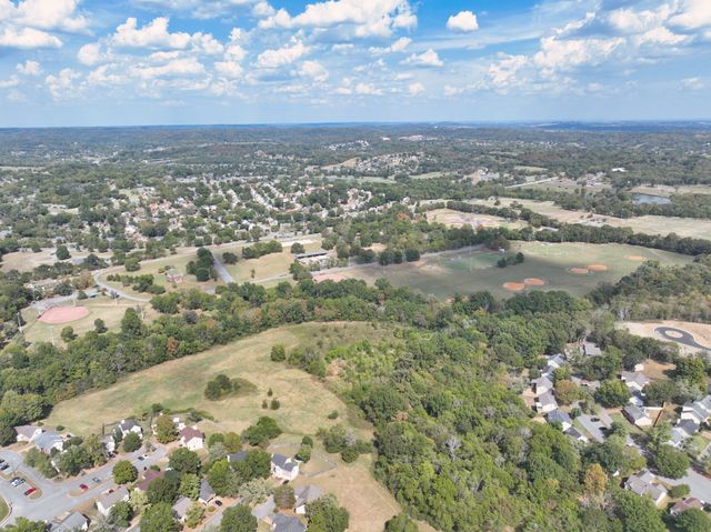 323 Witham Ct, Goodlettsville, TN 37072
