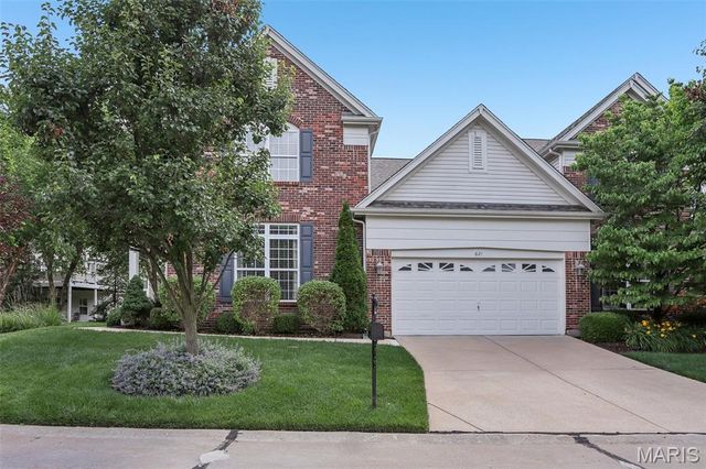 621 Stonebrook Court, Chesterfield, MO 63005