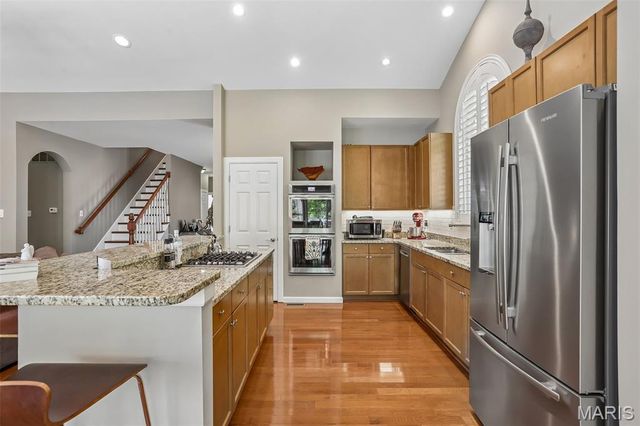 621 Stonebrook Court, Chesterfield, MO 63005