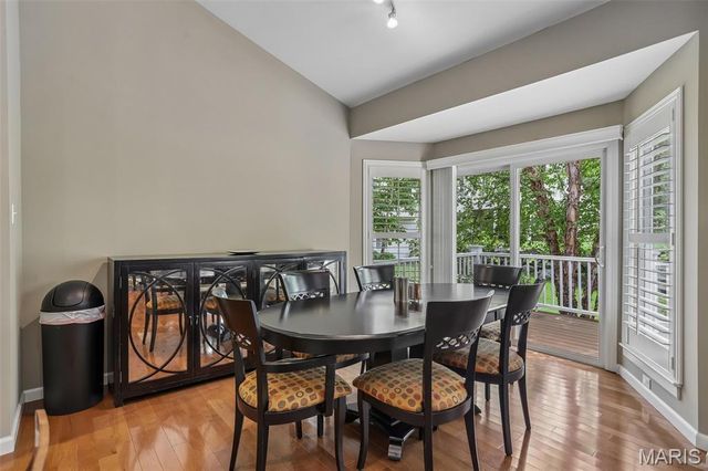 621 Stonebrook Court, Chesterfield, MO 63005