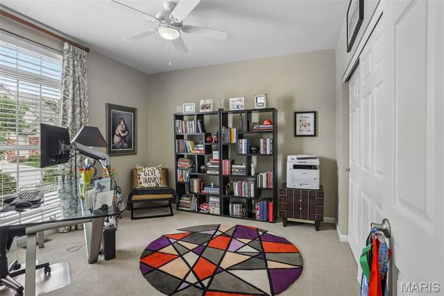 621 Stonebrook Court, Chesterfield, MO 63005