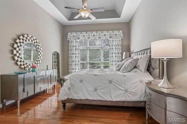 621 Stonebrook Court, Chesterfield, MO 63005