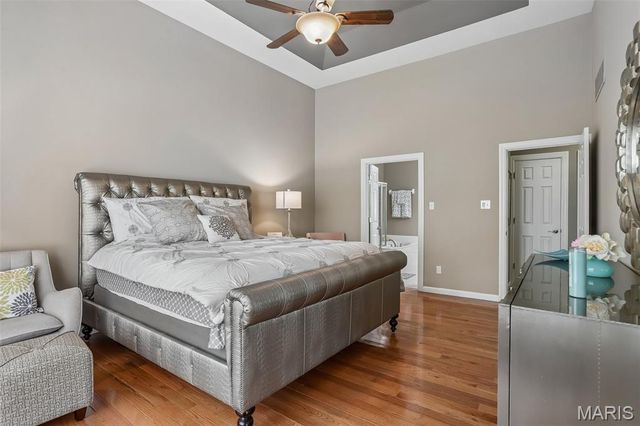 621 Stonebrook Court, Chesterfield, MO 63005