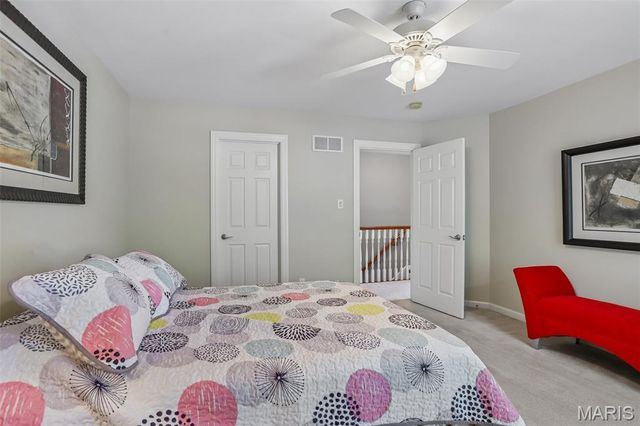 621 Stonebrook Court, Chesterfield, MO 63005