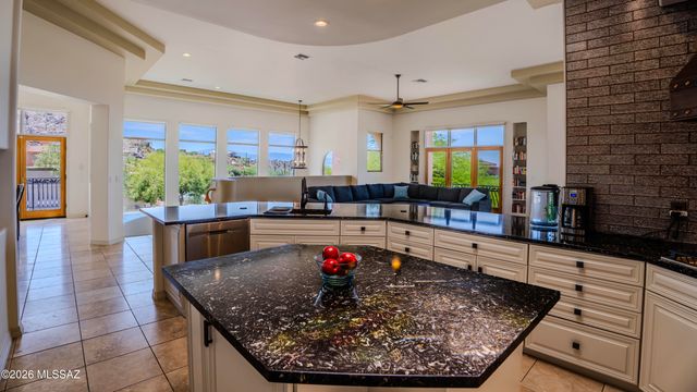 3915 E Playa De Coronado, Tucson, AZ 85718