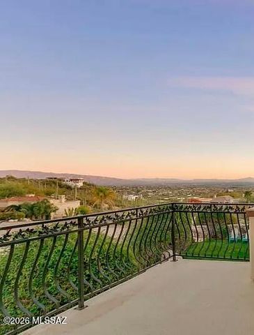 3915 E Playa De Coronado, Tucson, AZ 85718