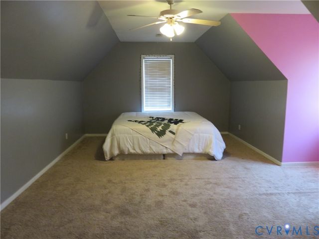 3107 McCabe Ct, Chester, VA 23831
