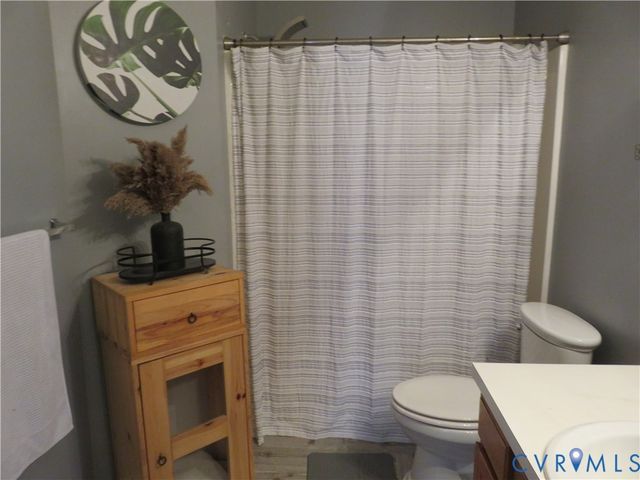 3107 McCabe Ct, Chester, VA 23831