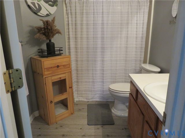 3107 McCabe Ct, Chester, VA 23831