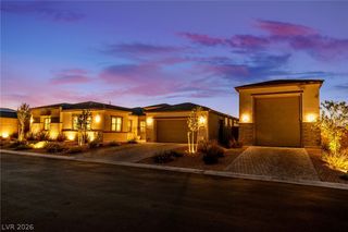 4660 Blushing Dawn Avenue, Las Vegas, NV 89118