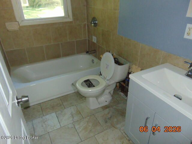 318 Freeman Ave, Louisville, KY 40214