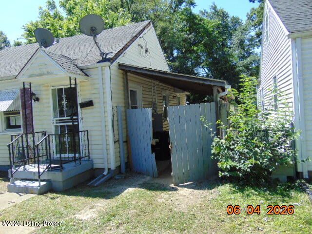 318 Freeman Ave, Louisville, KY 40214