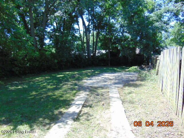 318 Freeman Ave, Louisville, KY 40214