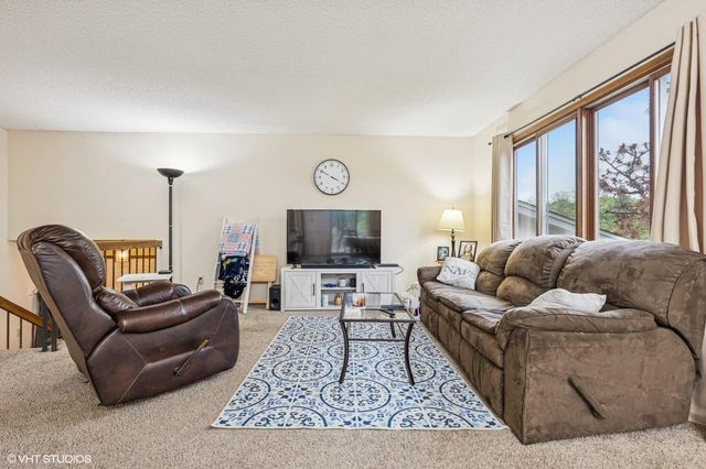 2528 Birchview Lane, Minnetonka, MN 55305