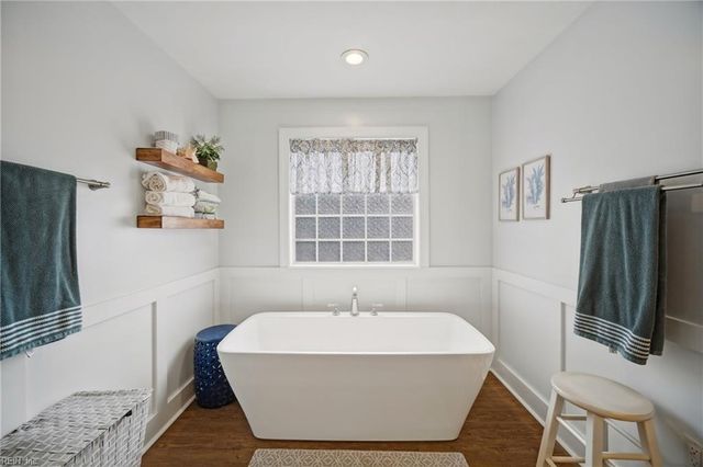 900 Justin Lee WAY, Chesapeake, VA 23322