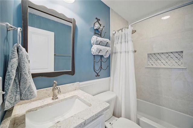 900 Justin Lee WAY, Chesapeake, VA 23322