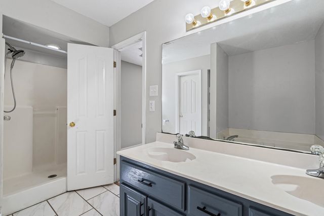 511 E RAE DR, Munford, TN 38058