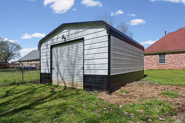 511 E RAE DR, Munford, TN 38058