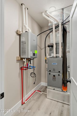 40 Betty Boyd Ln, Brandenburg, KY 40108