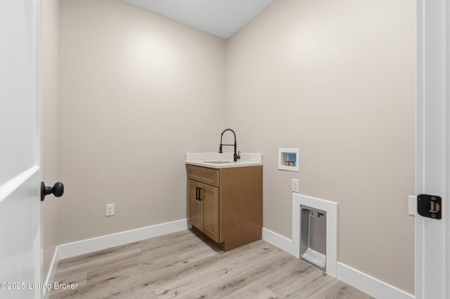 40 Betty Boyd Ln, Brandenburg, KY 40108