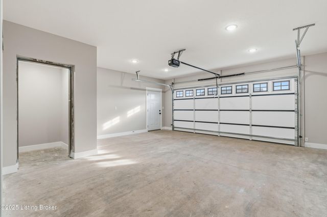 40 Betty Boyd Ln, Brandenburg, KY 40108