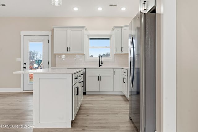 40 Betty Boyd Ln, Brandenburg, KY 40108