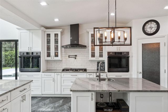 5583 JESSAMINE LANE, Orlando, FL 32839